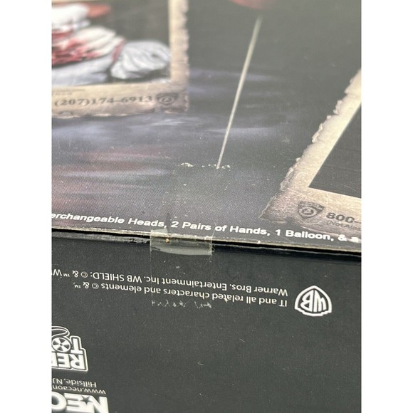 NECA IT 2017 Ultimate Bloody Pennywise & IT Chapter 2 Ultimate Pennywise Figures - Picture 13 of 16